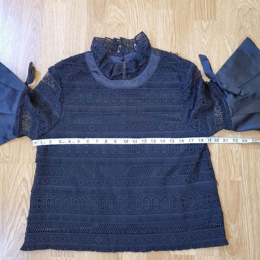 Alpha & Omega | Satin Cuff Lace Blouse - size Medium in Black - Picture 11 of 14